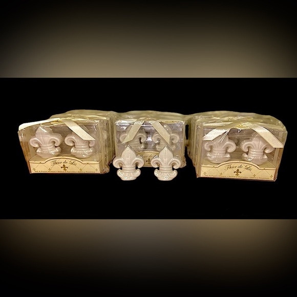 12 Sets of NIB Kate Aspen Fleur-de-lis Salt & Pepper Shakers/Wedding Favors Gift - Picture 2 of 9